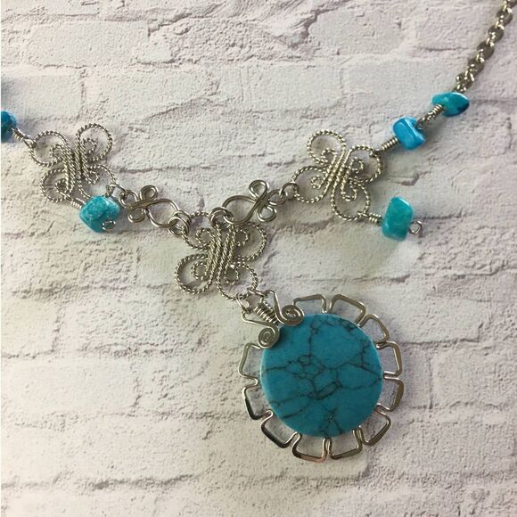 Peruvian Stone Necklace Set - Picture 2 of 4